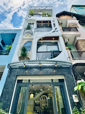 chủ cần vốn xoay sở nên bán gấp căn nhà trần văn đang - quận 3 - 52m2 - tiện ở hoặc kd