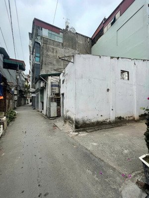 bán đất tại ngã tư canh, chợ vân canh, hoài đức, hà nội. dt 56m2, giá 6.3 tỷ. mặt tiền 6.7m, ngõ 2m