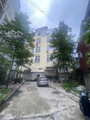 bán nhà dốc phụ sản, lô góc, 3 thoáng, thang máy, dòng tiền, dt 90m2 * mt 5.5m * giá 16.6 tỷ