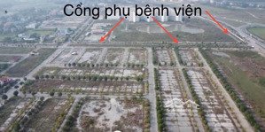 tôi chính chủ bán lô đất sát cổng phụ bệnh viện bạch mai, 2 mặt tiền đường dt 90m2, mặt tiền 6m