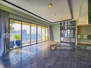 bán hoặc cho thuê căn hộ tại gateway thảo điền tầng cao gồm 3 phòng ngủ view landmark 81 132m2