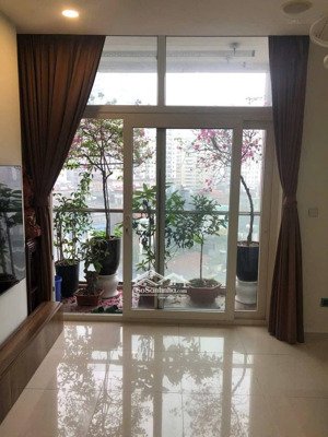 bán căn góc chung cư usilk city căn góc, 3 ngủ, tầng trung. giá rẻ 6 tỷ. bán gấp mua cho con học