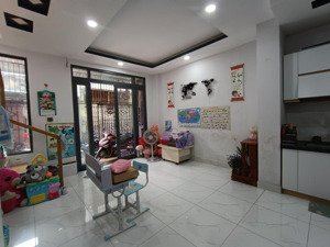 cần bán nhà đẹp ngang 5*10m, đường quang trung, gò vấp, 3 tầng, nhỉnh chỉ 3 tỷ, nhanh còn kịp