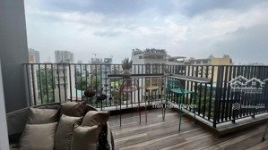 diện tích lớn nổi bật chỉ 14 tỷ - 190m2, duplex 4pn sân vườn nội khu - ban công siêu lớn ôm quanh