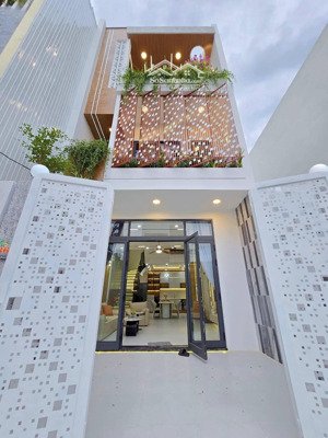 nhà hẻm xe hơi ngô tất tố - gần nguyễn hữu cảnh, landmark 81