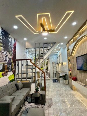bán nhà mới đường số 2 , p3 , 26m2 , 3,45tỷ bớt lộc . lh : việt anh