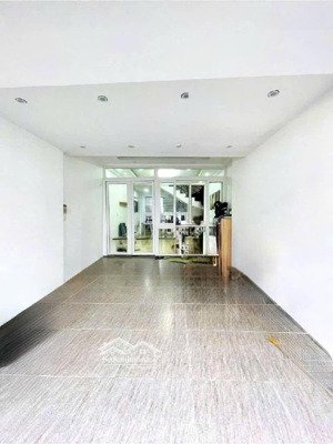 nhà đẹp hẻm lớn, gần phú mỹ hưng nhà 2 tầng sổ hồng riêng - giá 7.25 tỷ