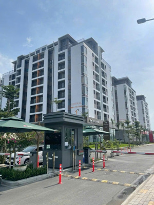 cho thuê căn góc 2pn 2wc 68m2 tầng cao view đẹp 7,5 triệu/tháng