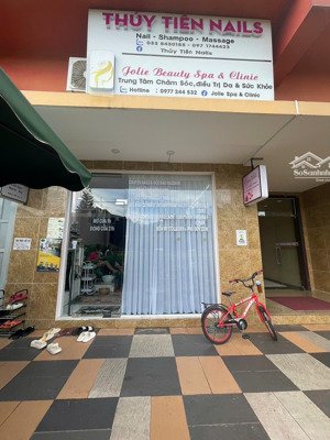 chỉ với 10 triệu có ngay shophouse block a1 cc era town đức khải quận 7. lh ms quyên