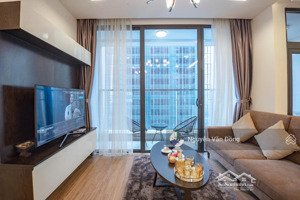 căn hộ đẳng cấp tầng đẹp view hồ tại vinhomes metrolpolis, sổ đỏ sẵn giao dịch, nội thất cao cấp