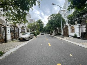 chủ cần bán cityland garden hills - emart, phường 5. dt: 9x20m