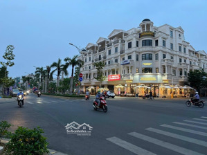 bán căn góc 2 mặt tiền đường khu cityland park hills, dt: 23,5 x 20m