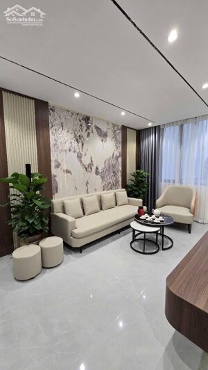 Nhà Đẹp Kinh Doanh, Thang Máy, Ngõ Văn Chương, Đống Đa 25m, 5 tầng, mt 4.5m, giá 7.79 tỷ.