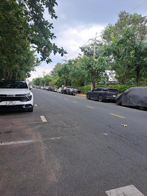 nhà đẹp quận 7-ngang 5m- 4tầng- thang máy ý- phú mỹ hưng - shr-hoàn công -13.99tỉ tl c