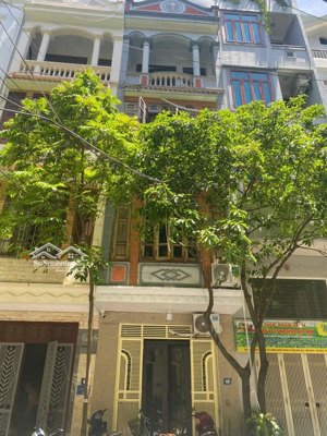 cho thuê nhà riêng đường chiến thắng,văn quán,hà đông.