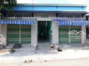 chủ cần tiền bán gấp dãy trọ 300m2 giá 850m2 ở gần kcn mỹ phước 3 , thới hòa , bến cát , hợp đầu tư
