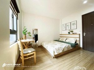 phòng cửa sổ full nội thất cho thuê ở nguyễn văn thương gần ngã tư hàng xanh giáp q1 ở bình thạnh
