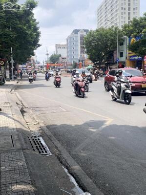 Bán nhà mặt phố quận 11 - Ngay đầm sen - Kinh doanh đa nghành 14,5 tỷ