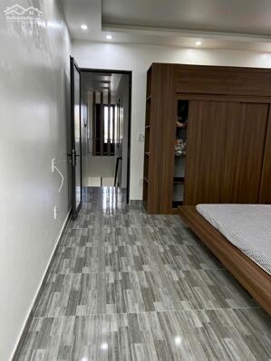 Cho thuê căn hộ 2 ngủ full đồ chỉ 7,5tr ( đã bao phí ) tại 384 Lê Thánh Tông , Ngô Quyền