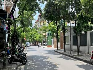 BÁN GẤP NHÀ PHỐ NGUYÊN HỒNG, PHÂN LÔ Ô TÔ ĐỖ CỬA_DT 70M2, 4 TẦNG, MT 6M, 28TỶ