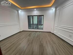 Thái thịnh - trung tâm Đống Đa , full nội thất chỉ xách vali đến ở dt 37 m2 ,mặt tiền 7 m x 5 t giá 7 tỷ