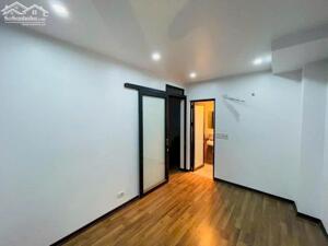 Bán nhà 4 tầng trung tâm phường Sở Dầu ngõ oto giá chỉ 3,6 tỷ LH 0979087664