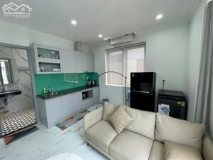 Cho thuê căn hộ lô góc 1 ngủ tách bếp (40m2) Waterfront City.