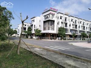 Chính chủ bán Siêu hiếm căn góc 3MT, 139m2 đất nở hậu, sẵn nhà 4 tầng đã có GCN, view công viên