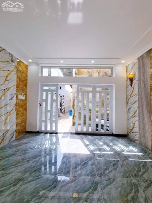 BÁN NHÀ MỚI ĐẸP - Hẻm 138 Trần Hưng Đạo (GẦN ĐẠI HỌC CẦN THƠ)