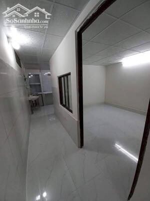 Bán nhà Cấp 4 kiệt 47 Huỳnh Ngọc Huệ, có gác lửng. Còn mới. Gần đường Điện Biên Phủ