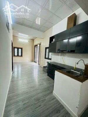 Siêu phẩm nhà Cấp 4 còn mới, 2 mặt kiệt 256 Âu Cơ, gần chợ Hòa Khánh