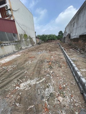 bán đất đt382, đông tảo, khoái châu, hưng yên, 3x triệu / m2, 200 m2, tl trực tiếp chính chủ đứng.