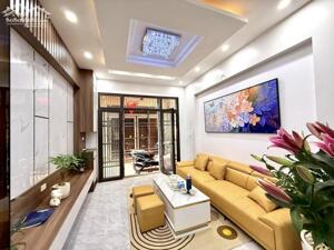 Bán nhà đường Bùi Xương Trạch, Thanh Xuân, nhà đẹp full nội thất, nở hậu