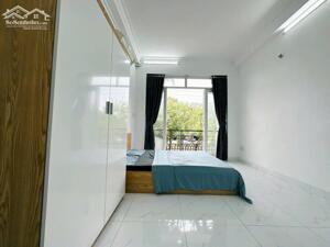 Căn hộ ngay mặt tiền Lê Văn Sỹ full nội thất ở liền được