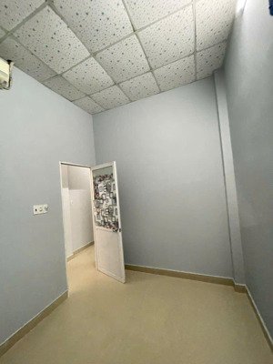 cho thuê nhà nguyên căn hẻm xe hơi đường làng tăng phú, quận 9