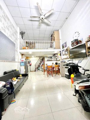 nhà cho thuê 3 tầng 4x9m nguyễn sáng - lê trọng tấn, ngay trường đh công thương hcm