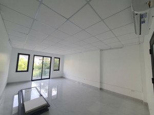 cho thuê nguyên căn liền kề geleximco, dương nội giá 26tr