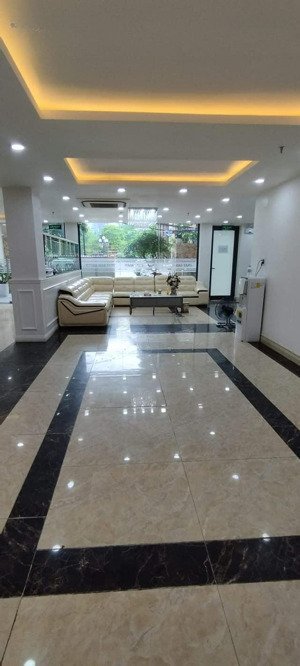 cho thuê lk thông sàn thang máy 90 nguyễn tuân, q. thanh xuân. dt 80m2 x 5t, mt 5m. giá 42tr/th