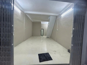 chính chủ bán nhà mặt tiền đường yết kiêu quận 5 giá bán lỗ 8,5 tỷ