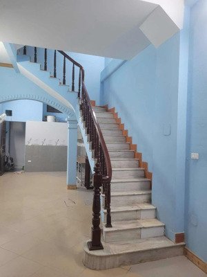 cho thuê nr tại quận đống đa,51m2x4,4pn,3wc,ở gđ,làm văn phòng kết hợp kdol