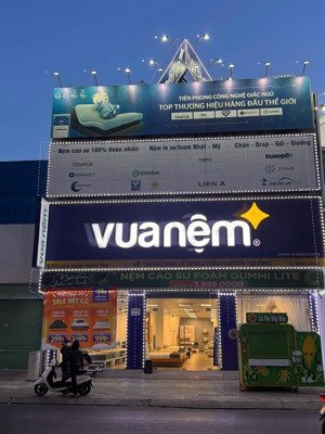 cho thuê nhà mặt tiền cách mạng tháng 8 quận tân bình diện tích 12x23m kết cấu trệt 1 lầu giá 180tr