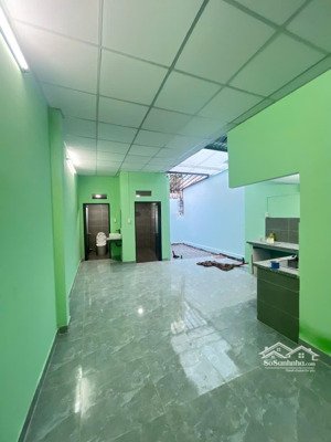 nhà mới, có gác lửng, 130m2, 3pn, đường số 8, bình trưng tây, quận 2