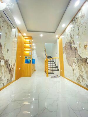 Cho thuê nhà ngõ 141 Giáp Nhị, 5 tầng x 23m2, 3PN, 10.5 triệu/th