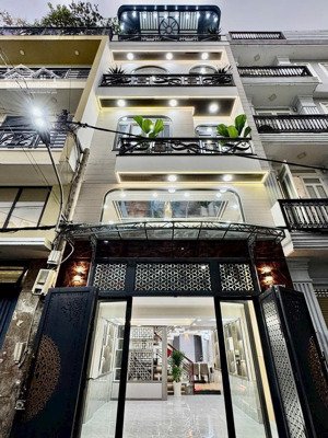 bán nhà đẹp mới xây, 5 tầng, dt 5x14m, đường 8m, full nội thất sát nhà ga t3 - ga metro chỉ 9.9 tỷ