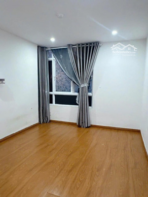 cho thuê căn hộ giai việt đường tạ quang bửu p5, q8. dt 82m2, 2pn, 2wc