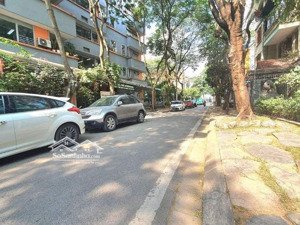 bán biệt thự sân vườn kđt linh đàm 230m2x5 tầng thang máy, lô góc 4 thoáng, kinh doanh ô tô tránh