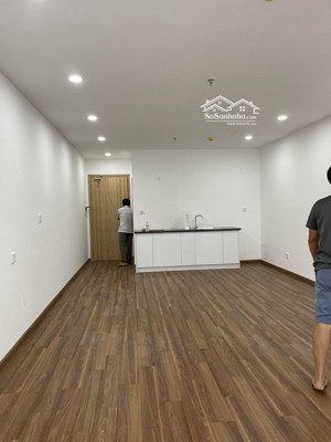 cho thuê căn studio 45m2 chung cư the east gate giá 4.5 tr/th, thoáng mát, miễn phí gym, hồ bơi