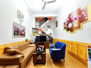 gần 7 tỷ có ngay hộ khẩu trung tâm thanh xuân + tòa nhà ccmn - lô góc - 7 phòng full đồ