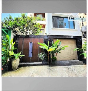 gấp! bán giảm 1 tỷ biệt thự nguyễn thông, p.9, q.3 đẳng cấp, nội thất ý, giá sốc 28 tỷ .
