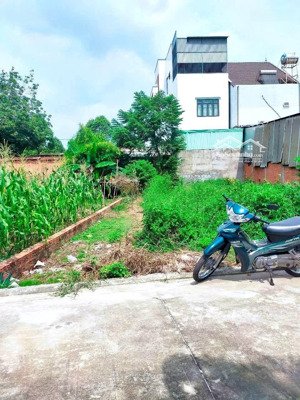 bán gấp lô đất ở tân đông hiệp, dt 72m2/1tỷ950, 60m2 thổ cư - 12m2 đất trồng cây lâu năm, shr.